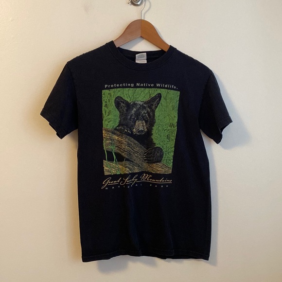 Tops - Gently Used Women’s Size Small Great Smoky Mountains Tee Shirt